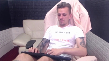 Huge_Cock21  25-07-2021